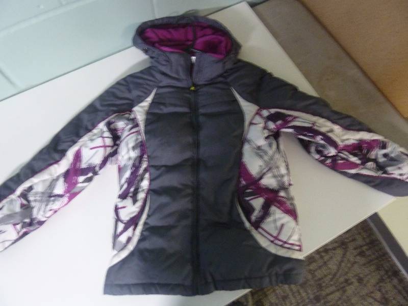 lot 62 image: Kids Winter Coat