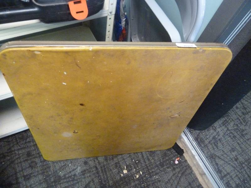 lot 107 image: Card Table