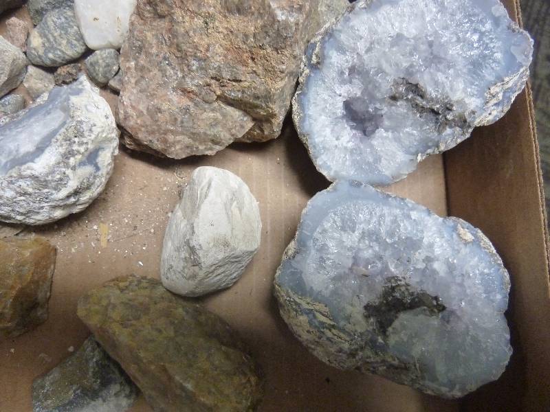 Agates Rocks and More