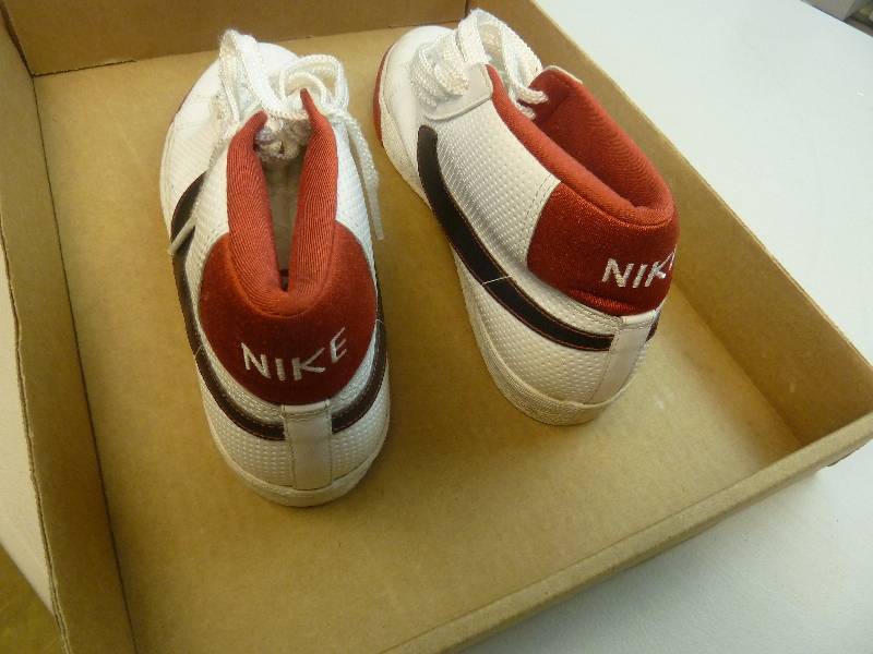 Nike Tennis Shoes
