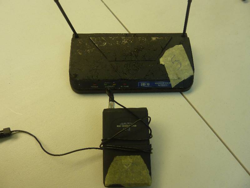 Wireless UHF Receiver