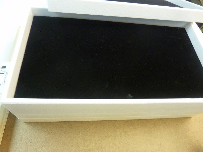 Display Trays