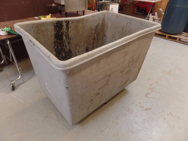 Rolling Trash Bin