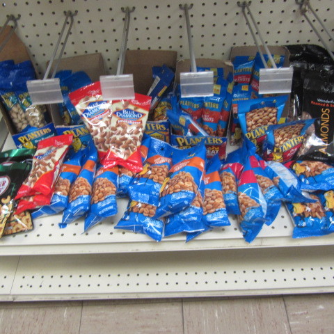 lot 91 image: Nuts, Almonds, Cashews, Peanuts