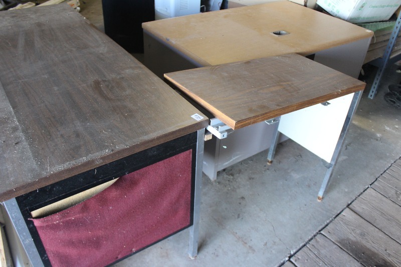 2 Office Desks