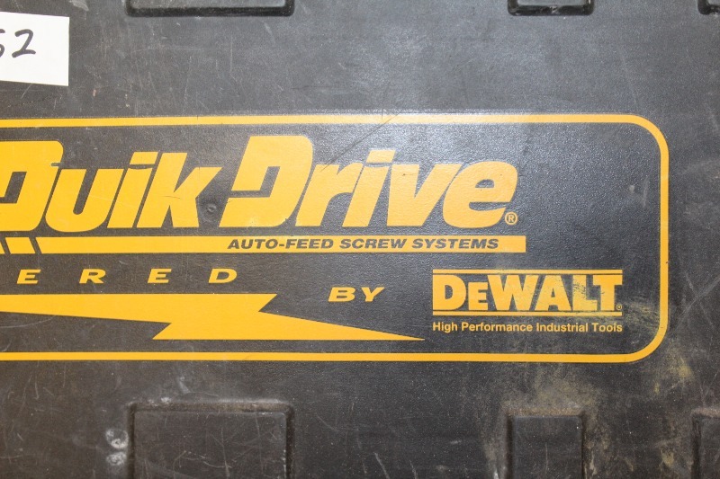 DeWalt QuickDrive Screw Gun