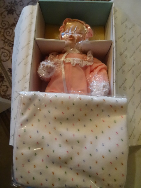 lot 30 image: Knowles Baby Book Treasure Doll New