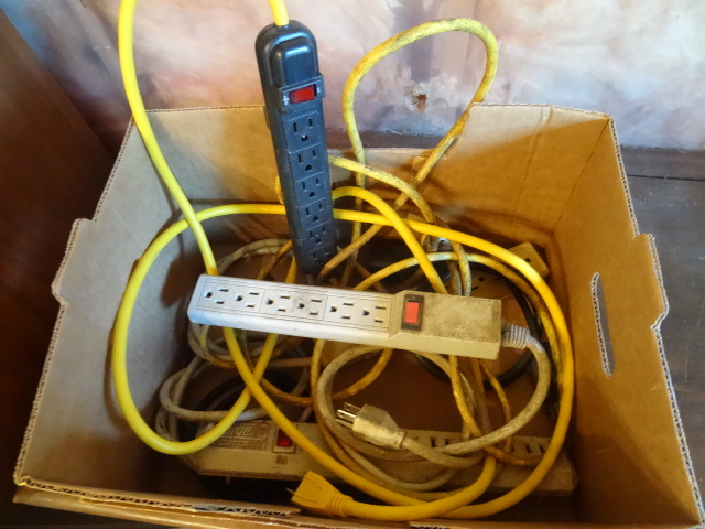 lot 63 image: Misc Outlet Cords and Strips