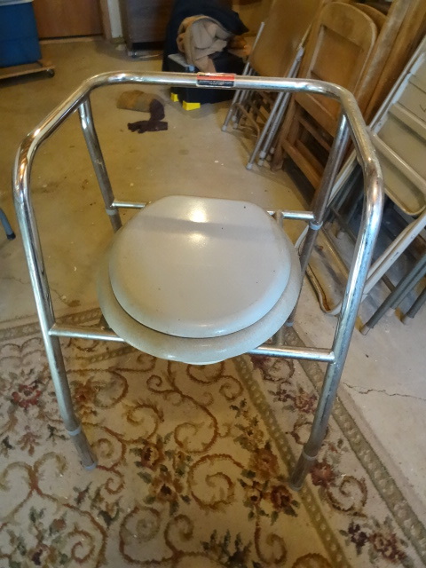 lot 66 image: Adult Potty Chair, Handicapped