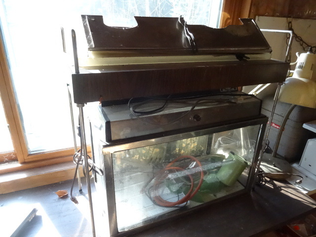 lot 84 image: Aquarium, Lights and Accessories