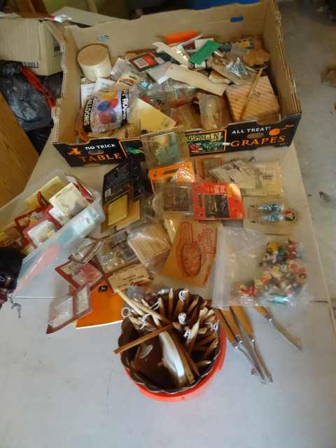 lot 96 image: Misc Craft Supplies