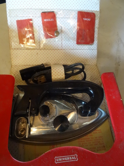 lot 111 image: Vintage Folding Travel iron.