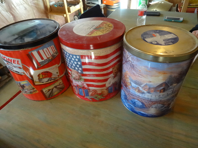 lot 123 image: 3 Metal Tins With Covers