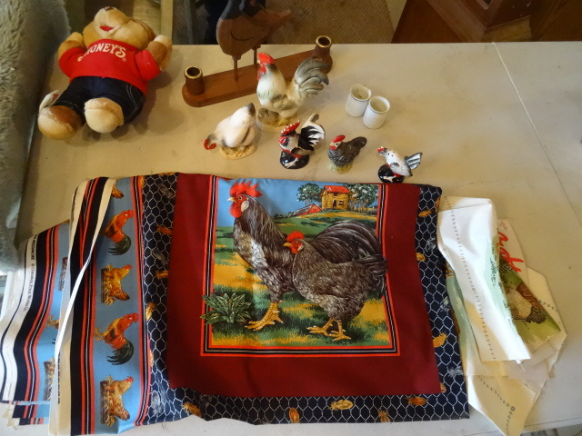 lot 158 image: Chicken Themed Items, Fabric,