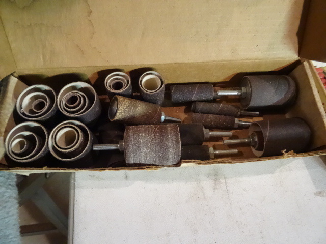 lot 199 image: Sanding Drum Kit 50  Grit and 20 grit