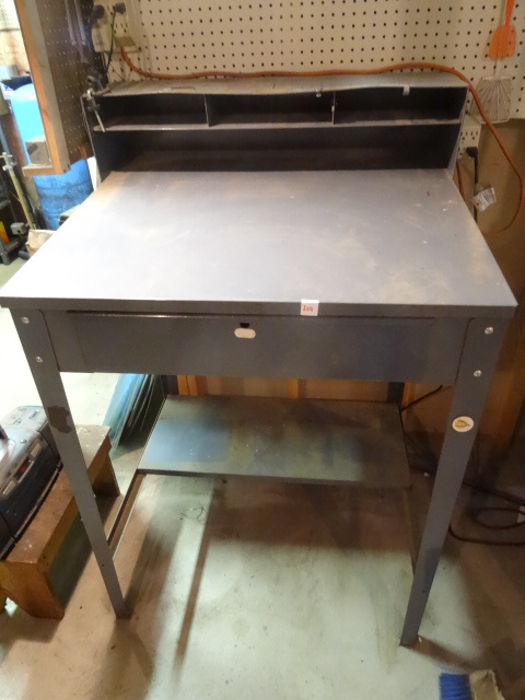 lot 204 image: Metal Write Up Station With 1 Drawer
