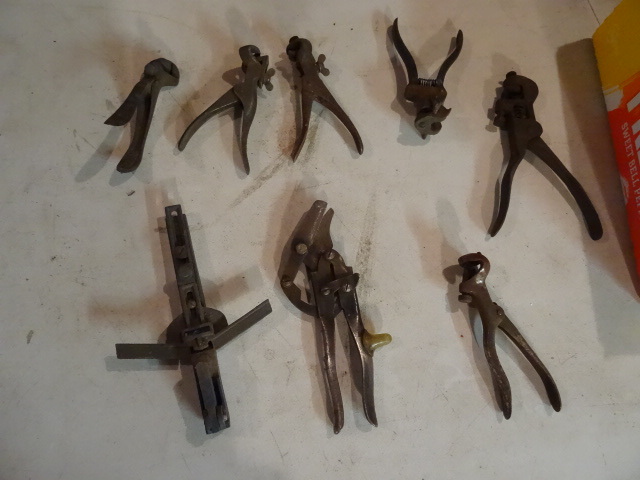 lot 228 image: 8 Vintage Saw Sharpening Tools