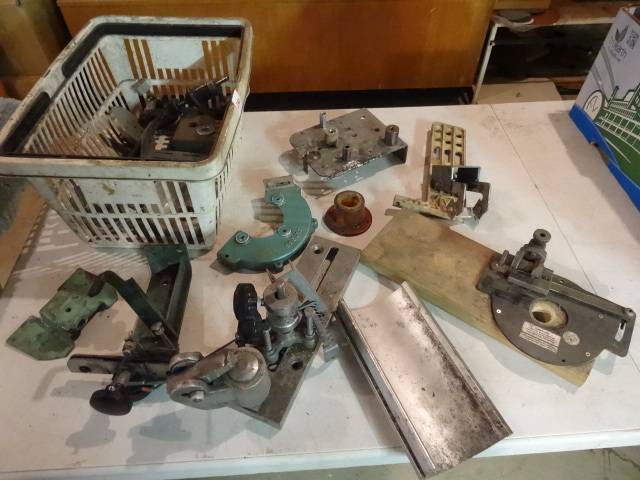 lot 250 image: Lot Misc Sharpening Guides
