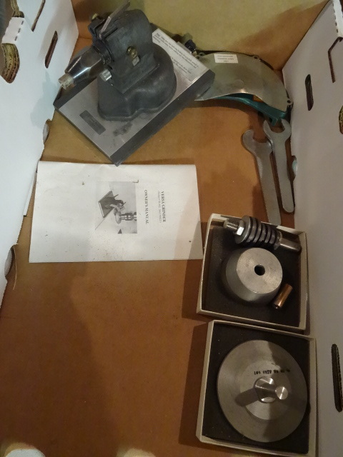 lot 260 image: Versa Grinder
