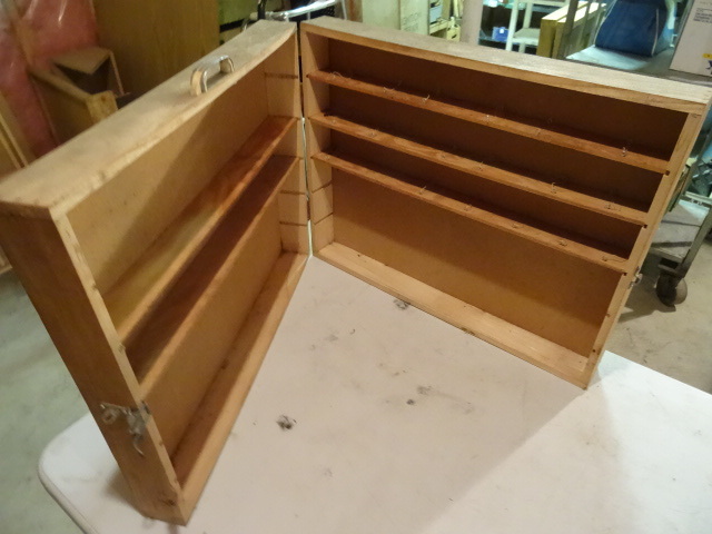 lot 276 image: Wood Display Fold Up Display Case