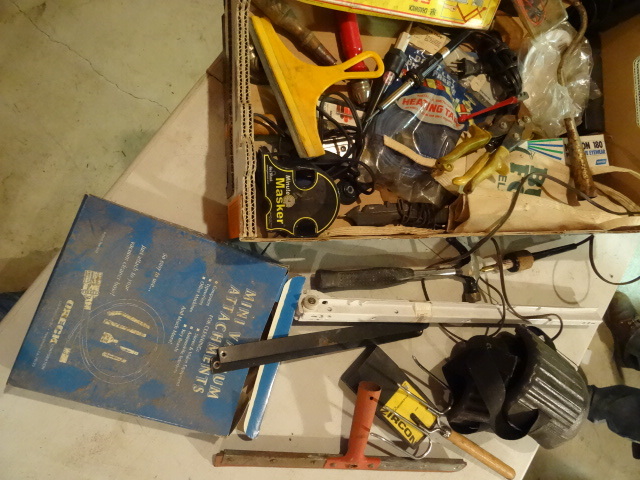 lot 282 image: Lot of Misc Stuff