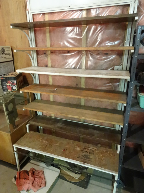 lot 296 image: Foldable Shelving Unit 42 X 20 X 76