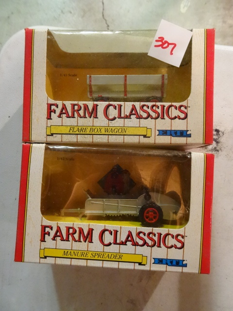 lot 307 image: Farm Classic Models New In Box