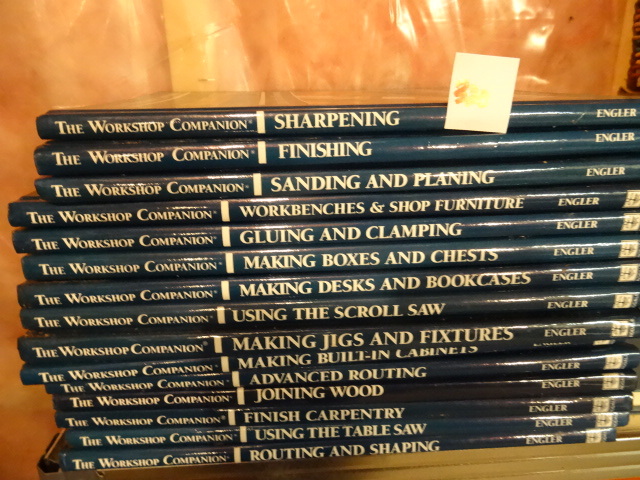 lot 320 image: Misc Books ( Blue) Workshop