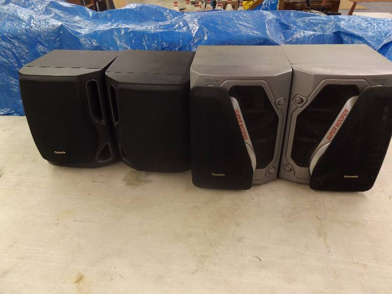 SPEAKERS