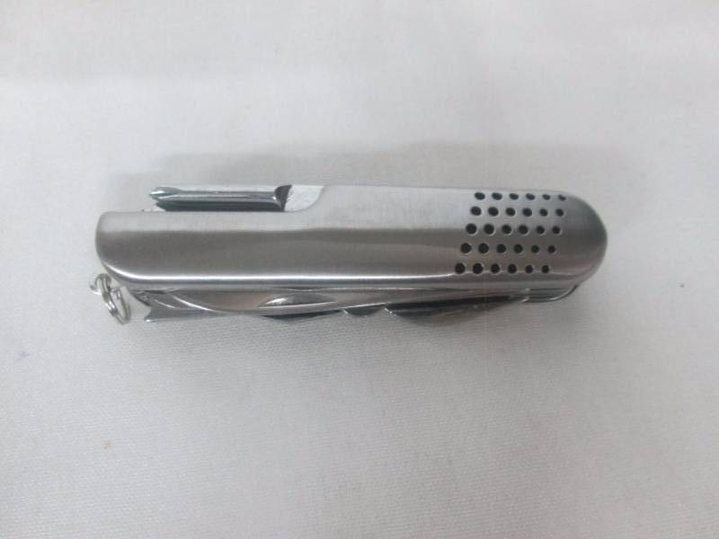 lot 96 image: Multi-Tool Pocket Knife