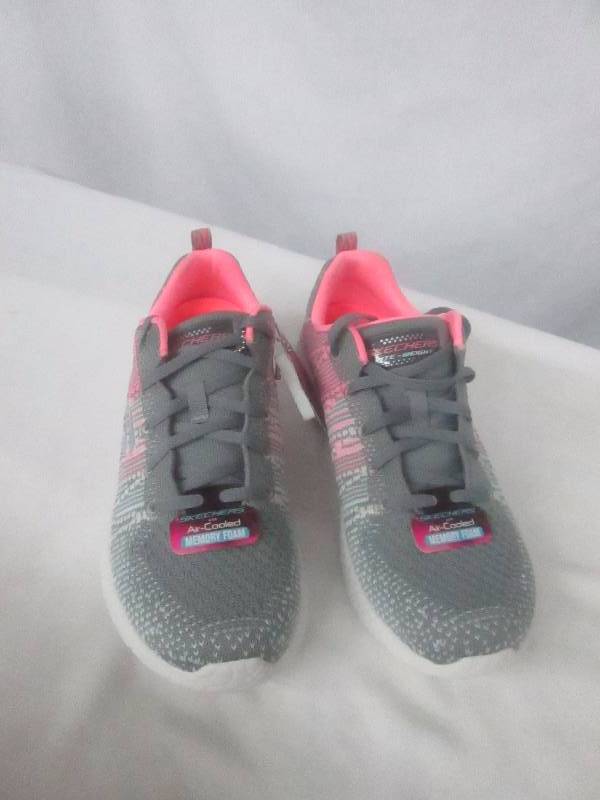 lot 49 image: Skechers Womens Energy Burst Walking Shoe