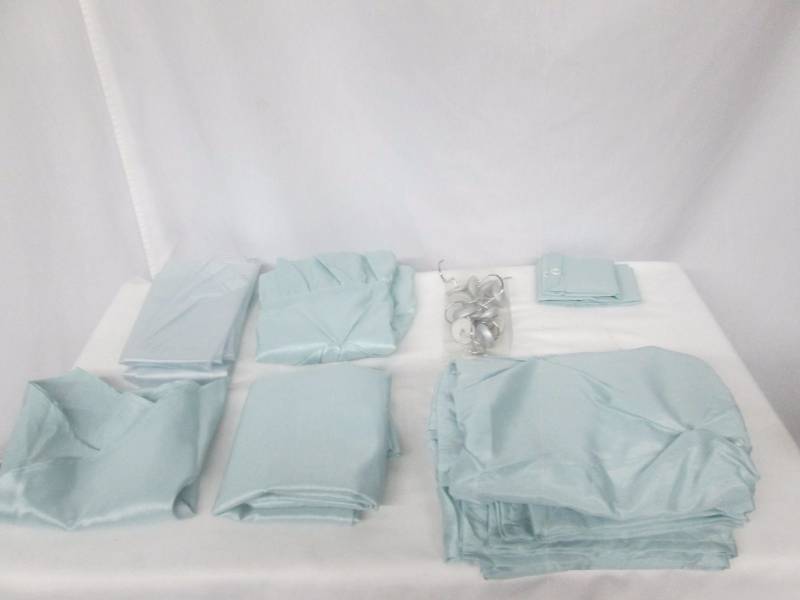 lot 88 image: McLeland Design Parisian 7-pc. Bath Set