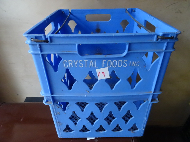 lot 19 image: Plastic Milk Crate