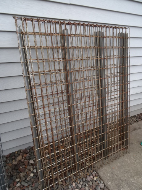 lot 29 image: Pallet Rack Grates 47 X 61 Qty 3