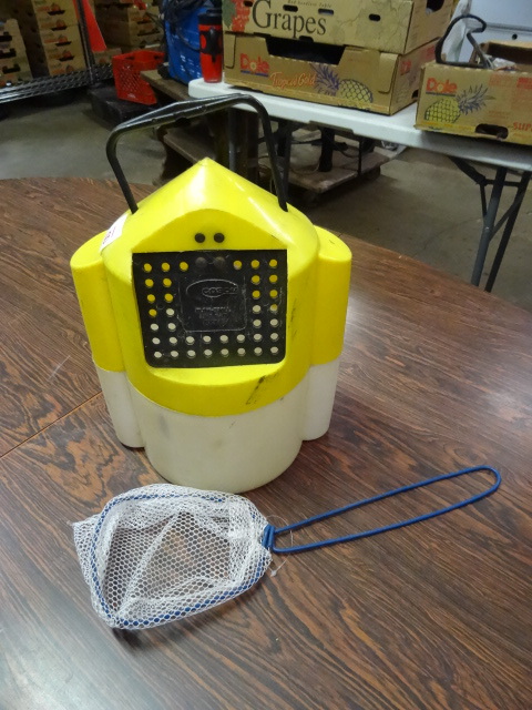 lot 81 image: Minnow Bucket with Net
