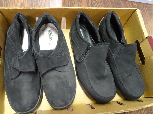 lot 94 image: Size 5 12 Womens Shoes