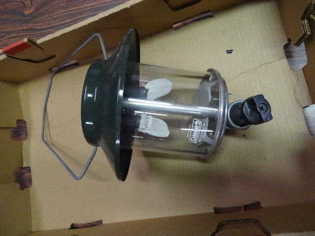 lot 147 image: Coleman Propane Lantern