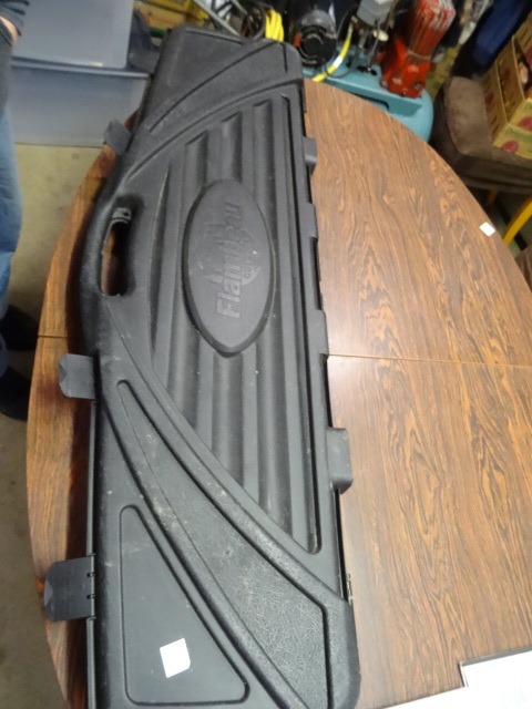 lot 171 image: Flambeau 2 Gun Carrying Case 53 X 14