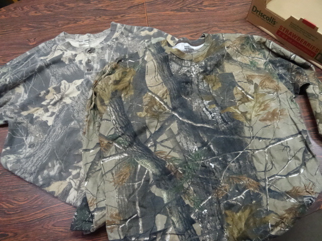 lot 212 image: 2 XL Hunting Shirts