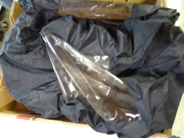 lot 236 image: 10 Fertilizer Spreader Covers