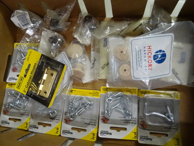 lot 253 image: Misc Hardware