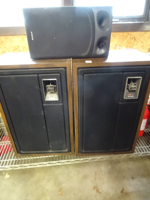 lot 256 image: Allegro By Zenith Stereo Speakers,