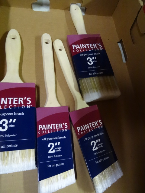 lot 263 image: New Paint Brushes