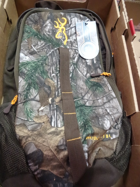 lot 287 image: New Browning Back Pack