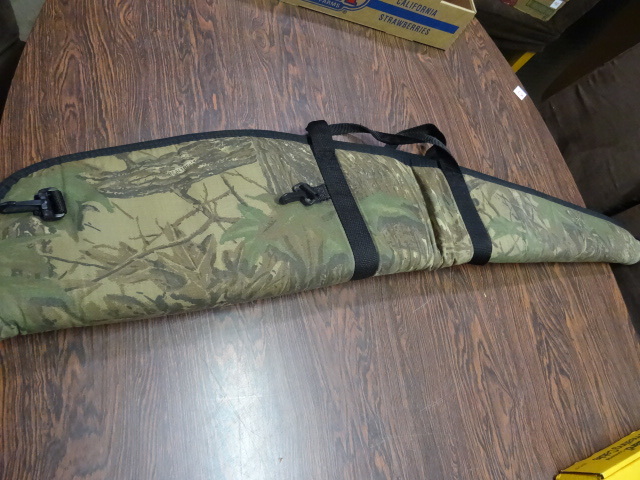 lot 298 image: Padded RifleShot Gun Case