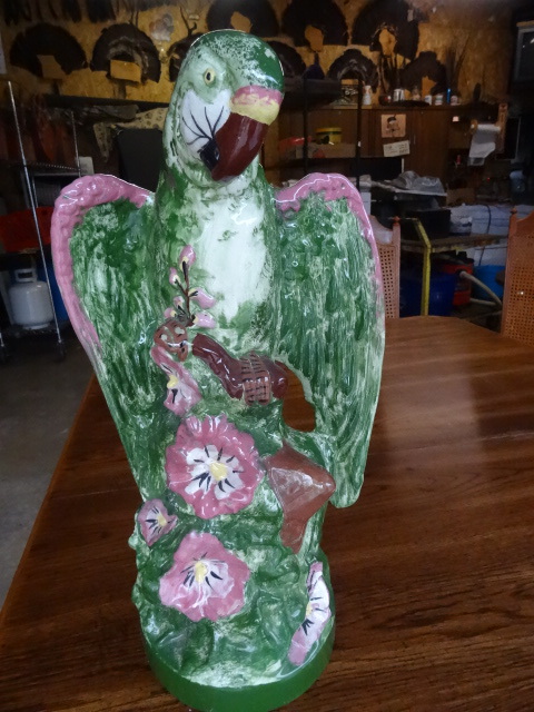 lot 331 image: Vintage Ceramic Parrot, Very Unique