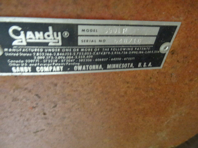 lot 170 image: Gandy Model S901P Fertilizer Tank