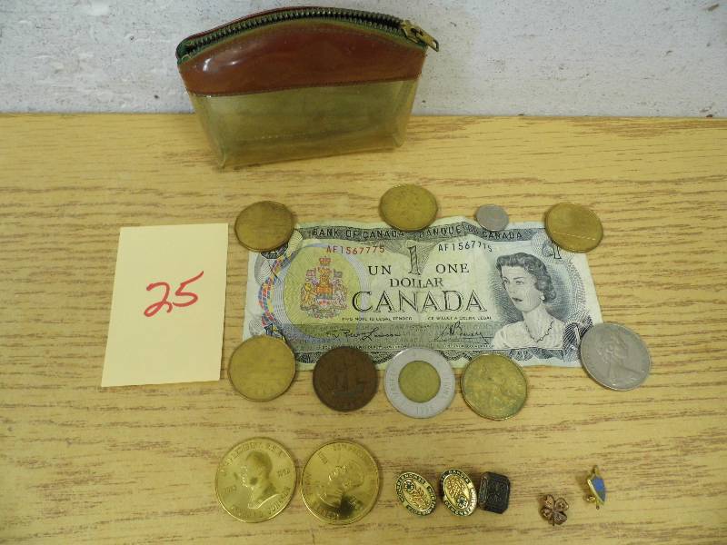 lot 25 image: Coins - Vintage 4H Pins