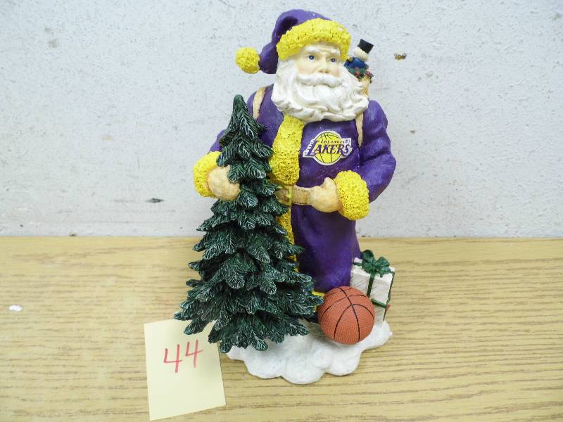 lot 44 image: Santa Figure - Lakers