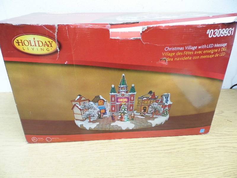 lot 59 image: Christmas Village